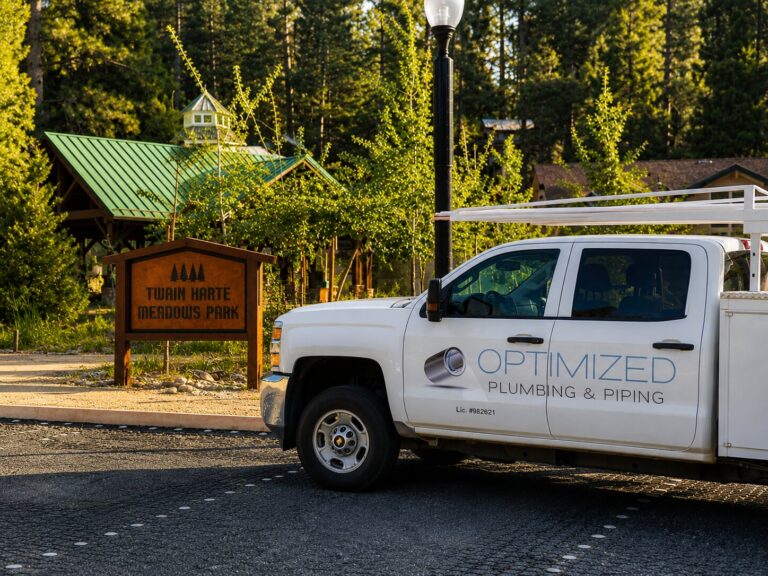 Optimized Piping service truck in Twain Harte, California
